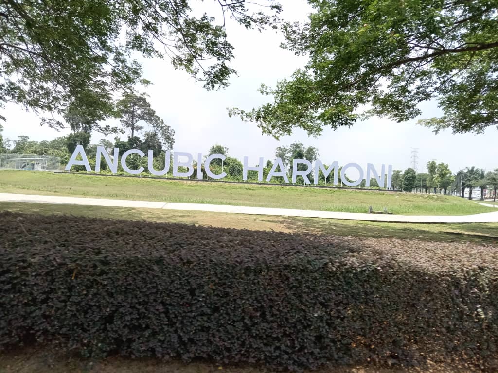 Telok Panglima Garang off-grid 2